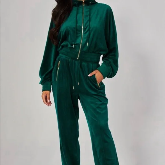 Emerald Green Velour Tracksuit - Picture 2 of 5